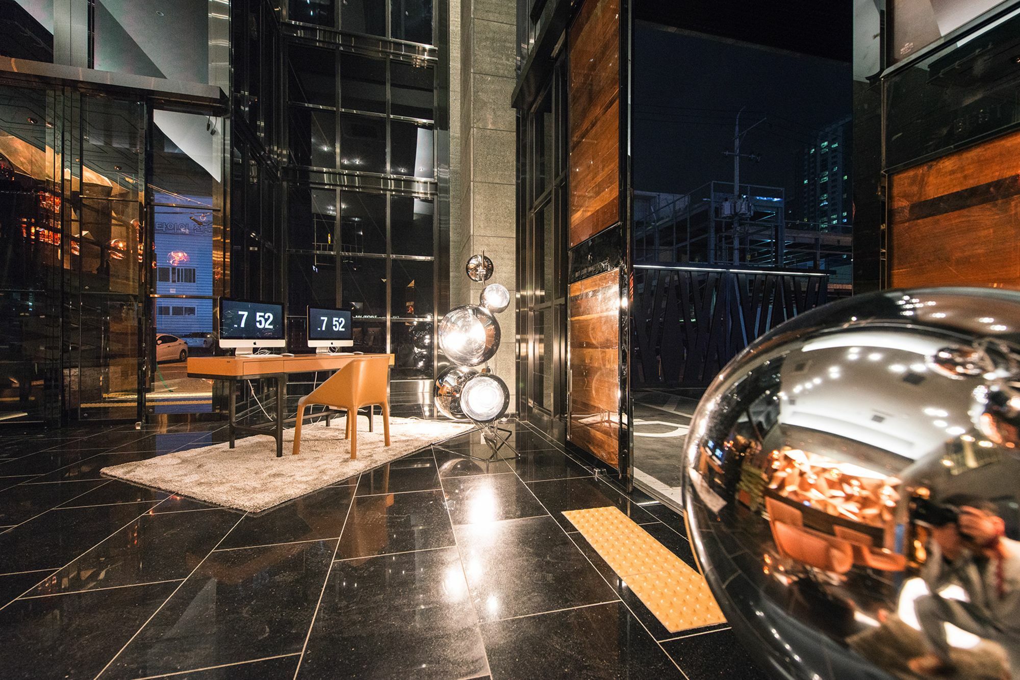 Best Louis Hamilton Hotel Changwon Exterior foto